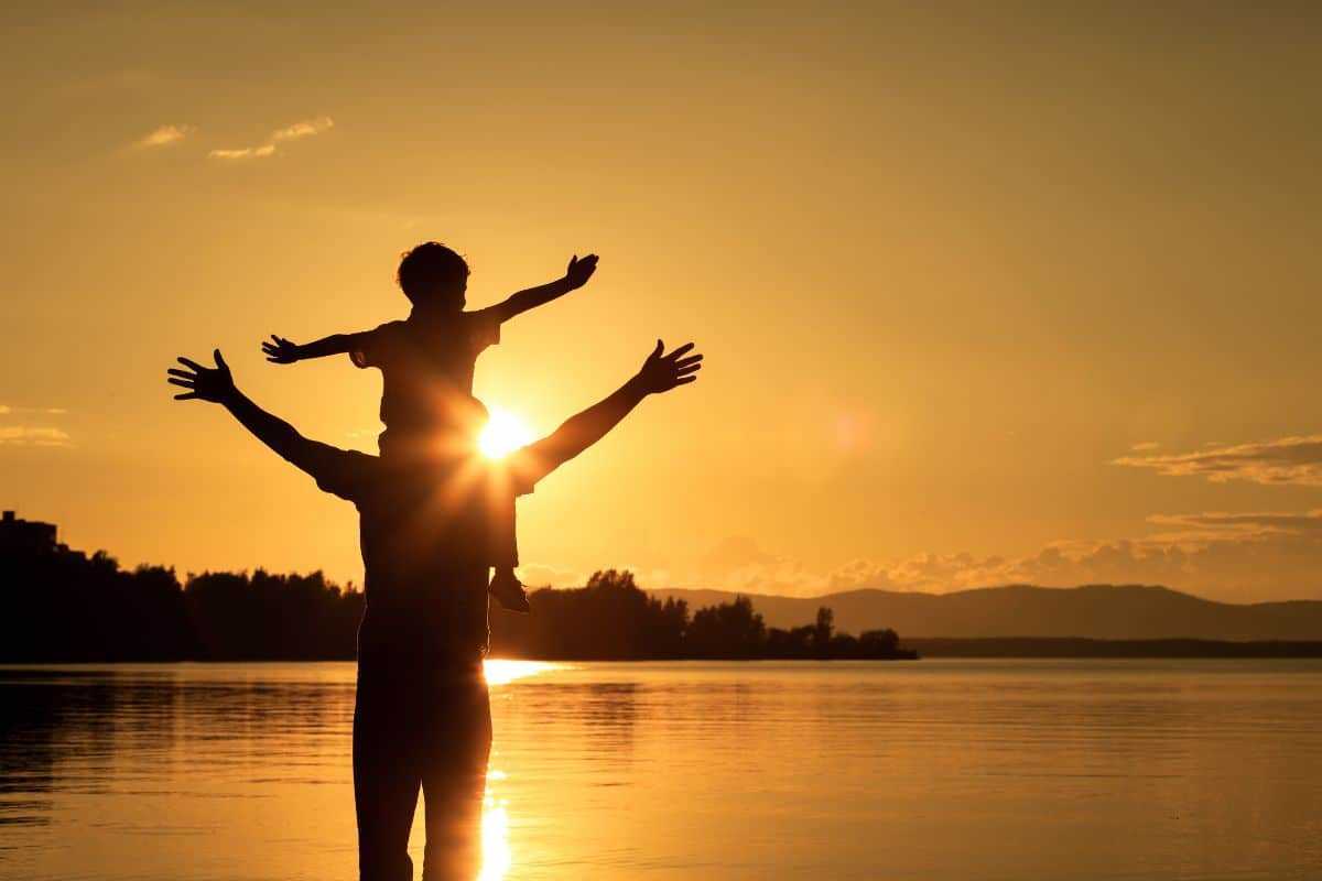 40 هدايا عيد الأب للآباء المغامرين