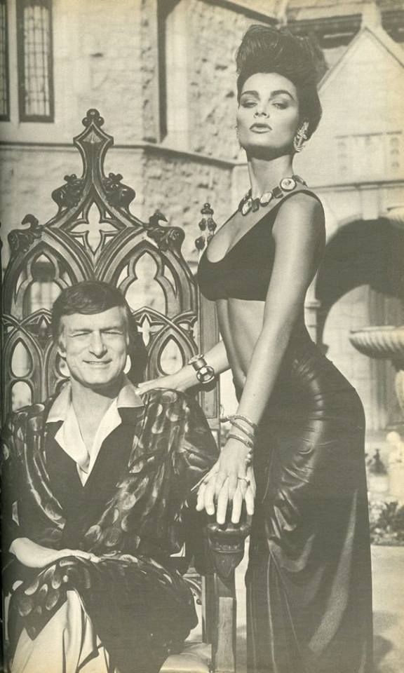 Ang Tanging Mas Mainit Kaysa sa Pamumuhay ni Hugh Hefner ay Ang Mga Babae na Pinag-date niya