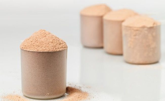 Aquí hay una guía totalmente imparcial sobre la proteína de suero, los BCAA, la creatina y la glutamina