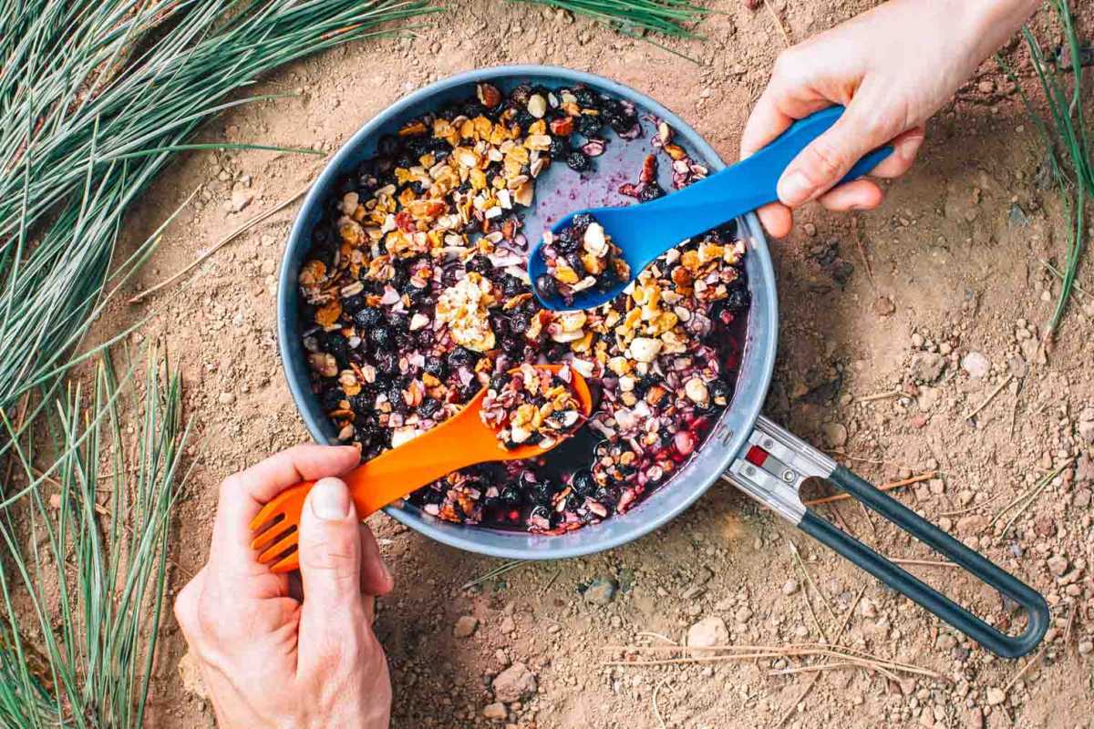 Backpacker’s Blueberry Crisp