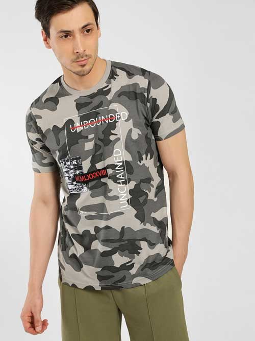 ¿Buscas la mejor camiseta de camuflaje para hombre? Estas 10 opciones merecen su atención
