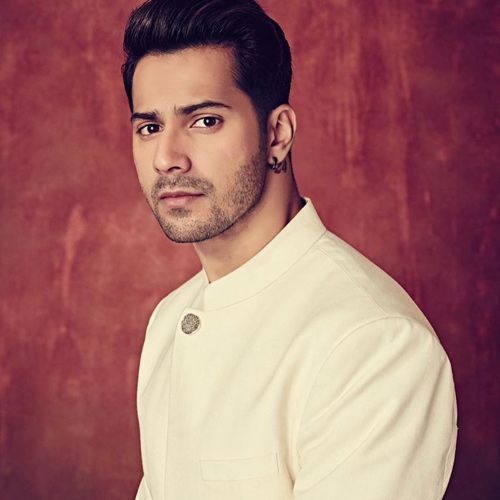 Nagpa-tattoo si Varun Dhawan ng isang Numero sa Likod ng Kanyang Kaliwang Tainga at Iisa lamang ang Paliwanag Namin Para rito